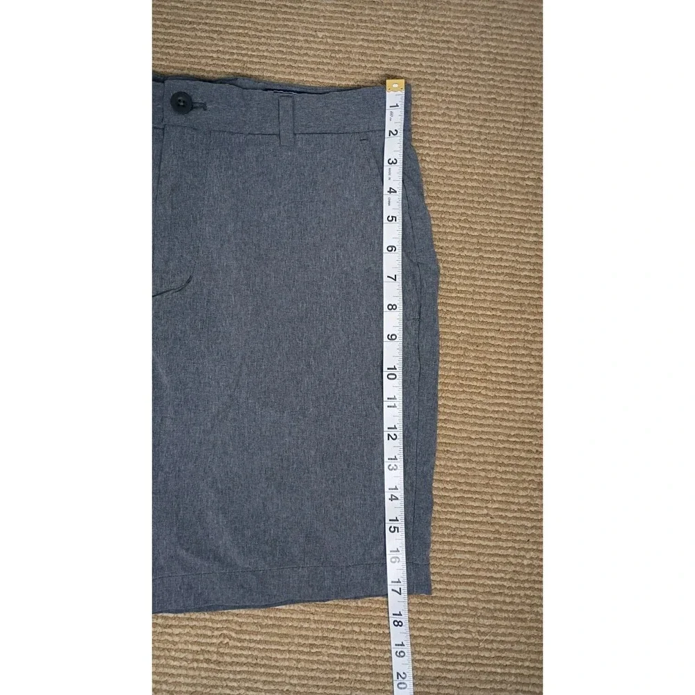 Vineyard Vines Performance Men's  Chino Shorts Gray Size 32